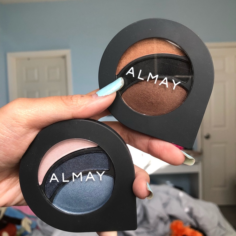 blue and brown almay eyeshadow